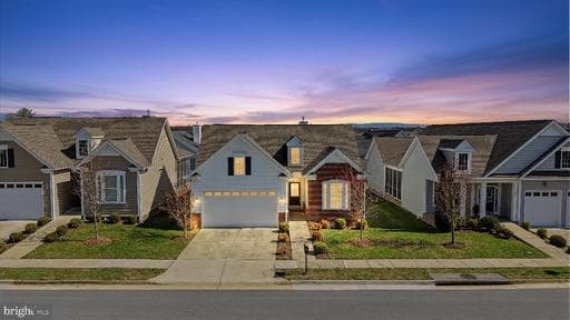 108 TRUMPET VINE DRIVE - Photo 1