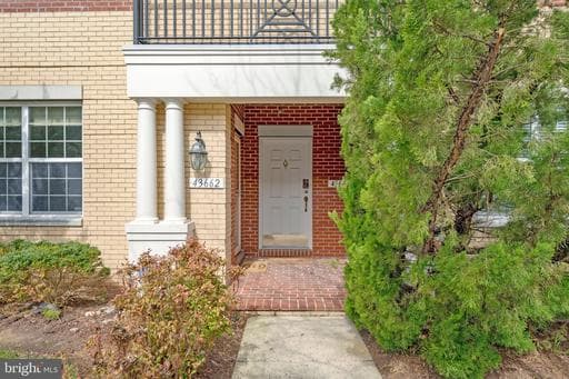 43662 MCDOWELL SQUARE - Photo 1
