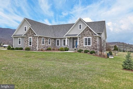 78 JACOB COURT - Photo 1