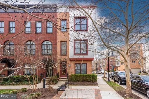 5701 44th Ave, Hyattsville, MD 20781-1655, United States - Photo 1