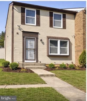 700 AVANTI PLACE - Photo 1