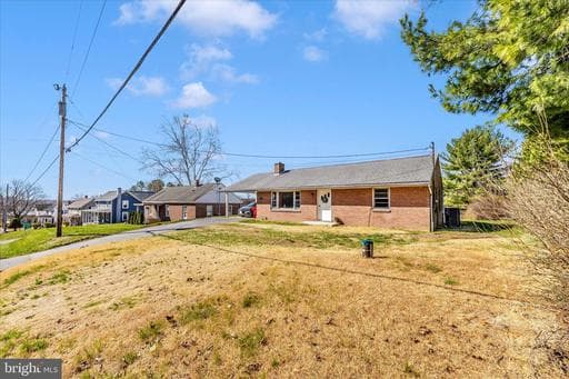 15639 Clear Spring Rd, Williamsport, MD 21795-3068, United States - Photo 1