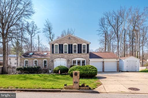 105 Saint Andrews Dr E, Fort Washington, MD 20744-6435, United States - Photo 1