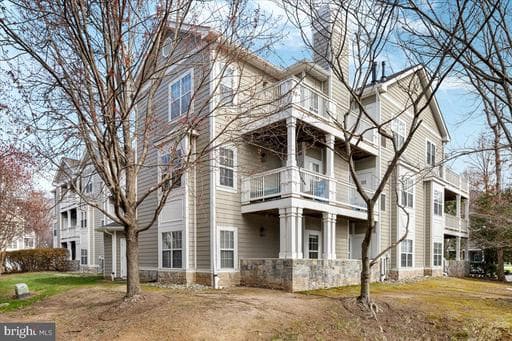 1705 LAKE SHORE CREST DRIVE 25