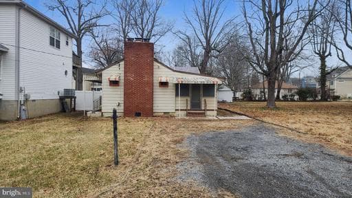 1502 GARST ROAD - Photo 1