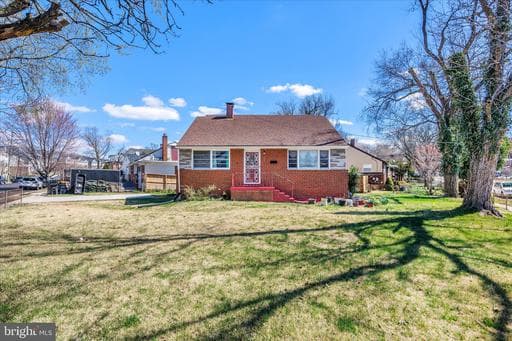 749 AUDREY LANE - Photo 1
