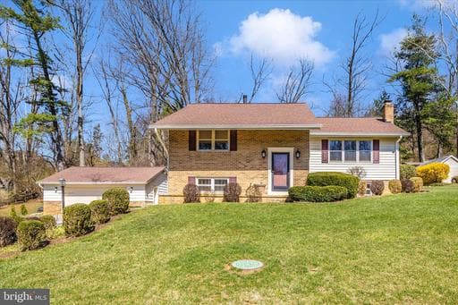 4614 PINEWOOD TRAIL - Photo 1