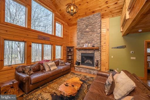 276 SUNDANCE WAY - Photo 1