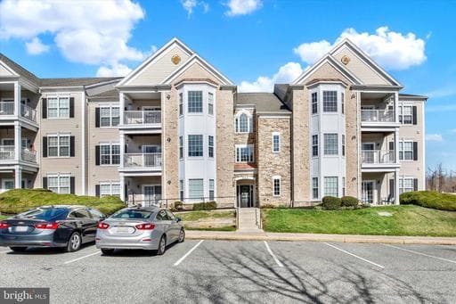404 HARRISON COURT 3 - Photo 1