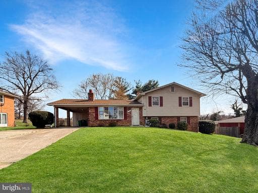 6404 SUMMERHILL ROAD - Photo 1