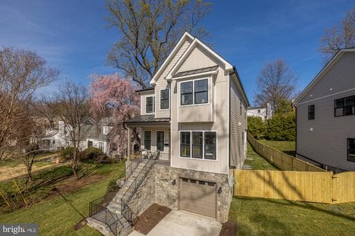 5707 9TH STREET - Photo 1