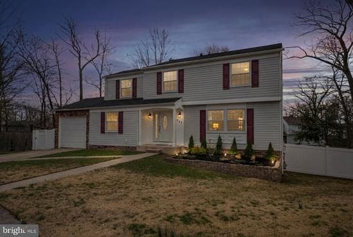 645 RIDGEFIELD COURT - Photo 1