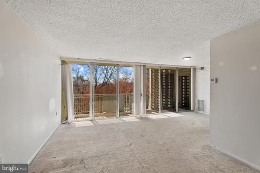 1824 METZEROTT ROAD 204 - Photo 1