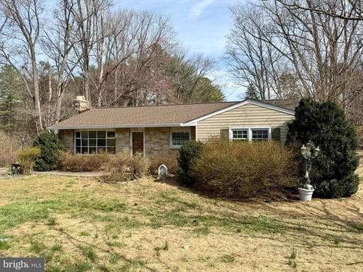 5314 WENDY ROAD - Photo 1