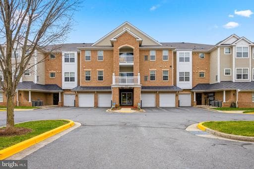 1405 WIGEON WAY 202 - Photo 1
