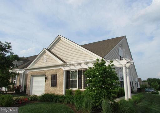 20500 CASABLANCA DRIVE - Photo 1