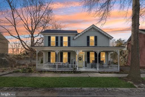 106 CHESTNUT STREET - Photo 1