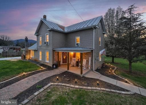 214 CHAPEL ROAD - Photo 1