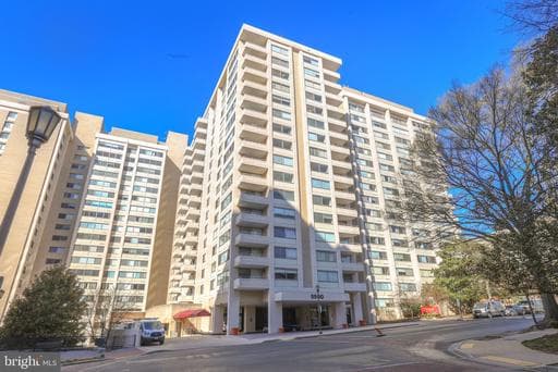 5500 FRIENDSHIP BOULEVARD 2101N - Photo 1