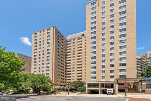 4601 N PARK AVENUE 1118 - Photo 1