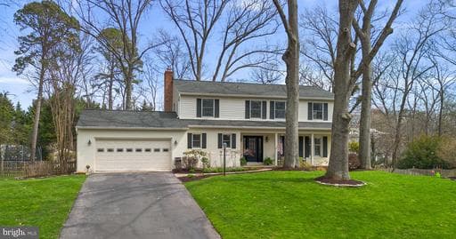 545 DEVONSHIRE COURT - Photo 1
