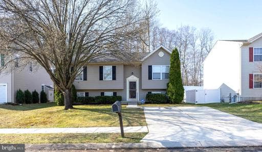 1113 WALNUT HILL COURT - Photo 1