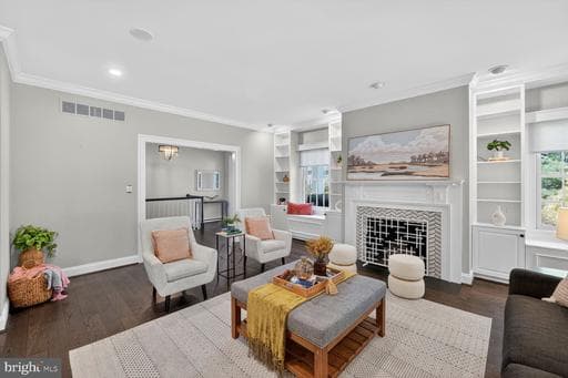 614 BRIGHTWOOD CLUB DRIVE 614 - Photo 1