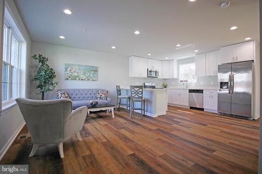 307 Broad Ave, Glen Burnie, MD 21061, United States - Photo 1