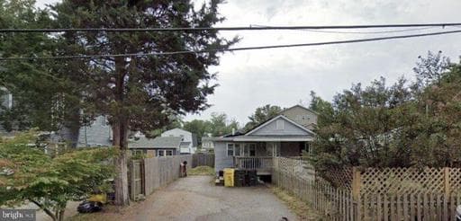 1524 MAYFIELD ROAD - Photo 1