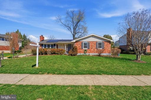 2407 EASTRIDGE ROAD - Photo 1