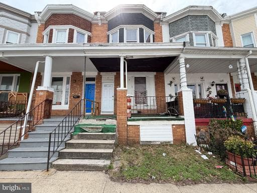 421 E 28TH STREET - Photo 1