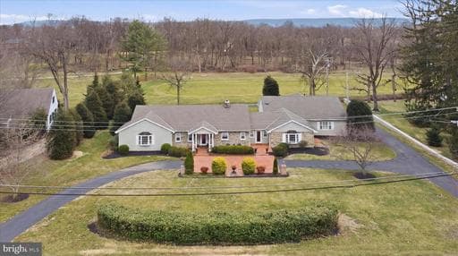 12903 Fountain Head Rd, Hagerstown, MD 21742-2766, United States - Photo 1