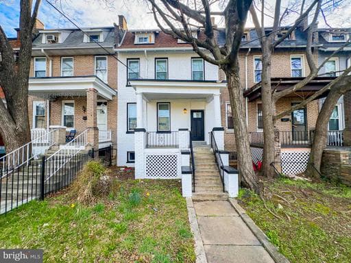 5725 13TH STREET - Photo 1