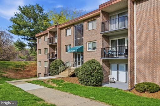 1604 RENATE DRIVE 203 - Photo 1