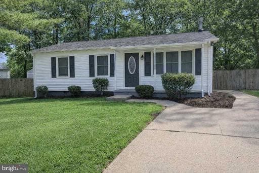 11018 GREENWOOD COURT - Photo 1