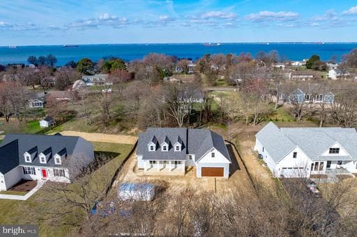 410 5 FARMS DRIVE - Photo 1