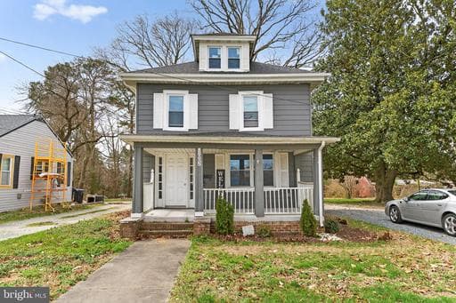 1002 W MAIN STREET - Photo 1