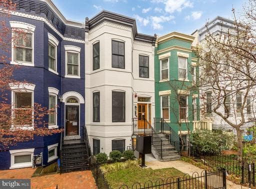 647 G STREET 1 - Photo 1
