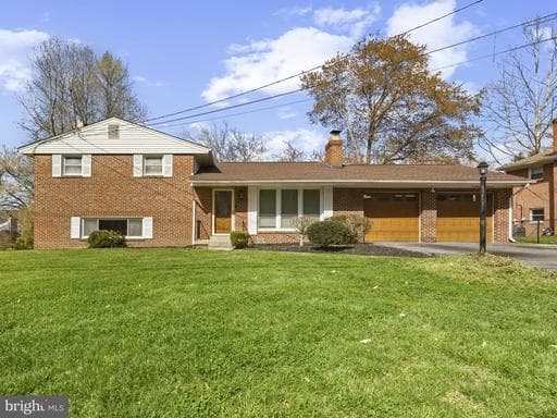3809 Brinkley Rd, Temple Hills, MD 20748, United States - Photo 1