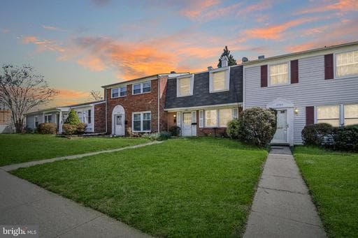 12705 MARQUETTE LANE