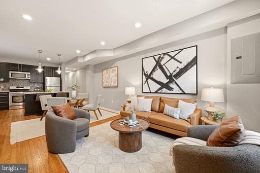 737 MORTON STREET - Photo 1