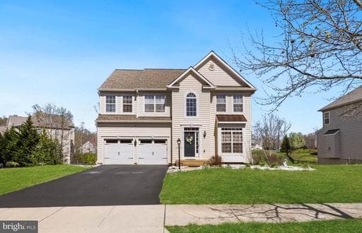 45182 WOODHAVEN DRIVE - Photo 1