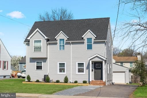211 N HAMMONDS FERRY ROAD - Photo 1