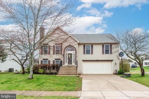 314 HUNTINGHORN STREET - Photo 1