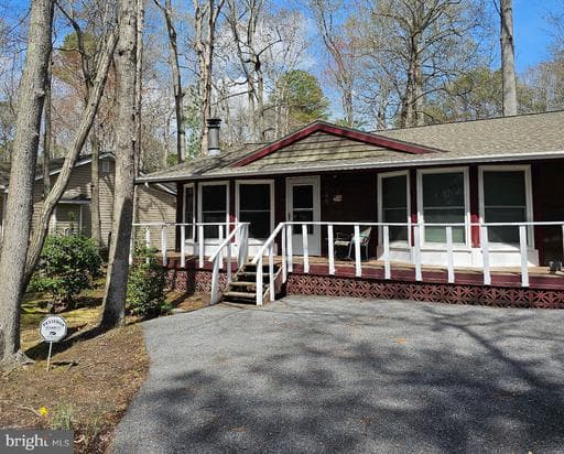 720 Ocean Pkwy, Berlin, MD 21811-1726, United States - Photo 1