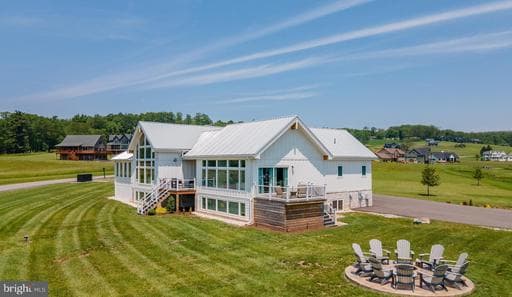 619 WATERFRONT GREENS DRIVE - Photo 1