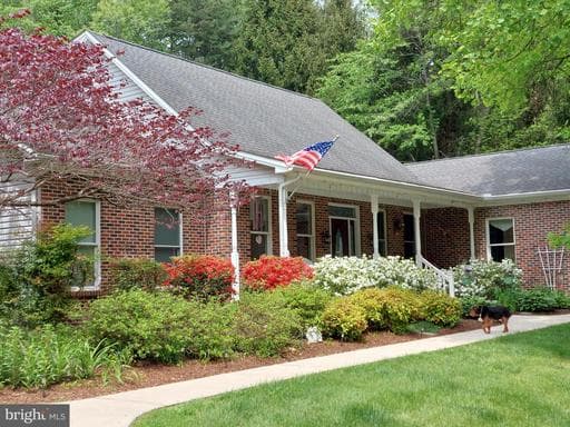 3160 SANDY HOOK ROAD - Photo 1