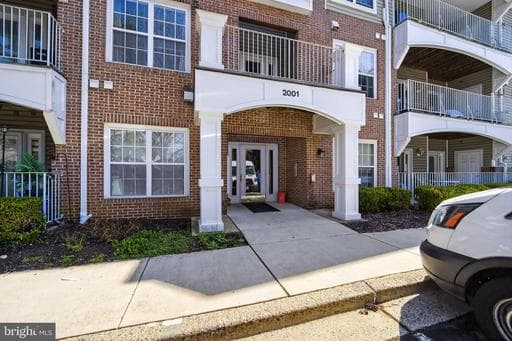 2001 WARNERS TERRACE 102 - Photo 1