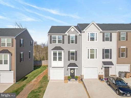 1724 SCENIC LOOP - Photo 1