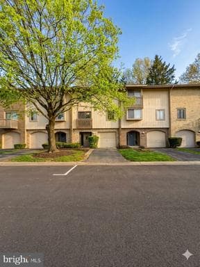 19528 BRASSIE PLACE 13G - Photo 1